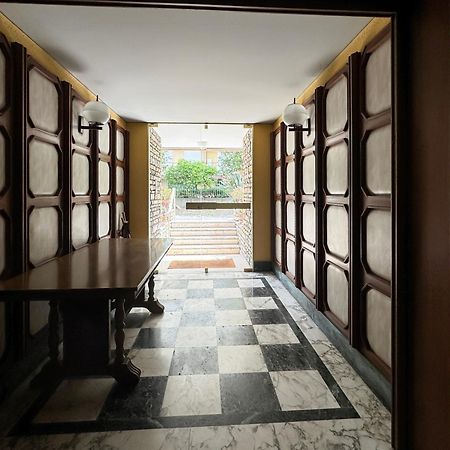 Casa Febo, In Centro Con Parcheggio Privato A 200 Mt Dal Mare Hotel Bordighera Ngoại thất bức ảnh