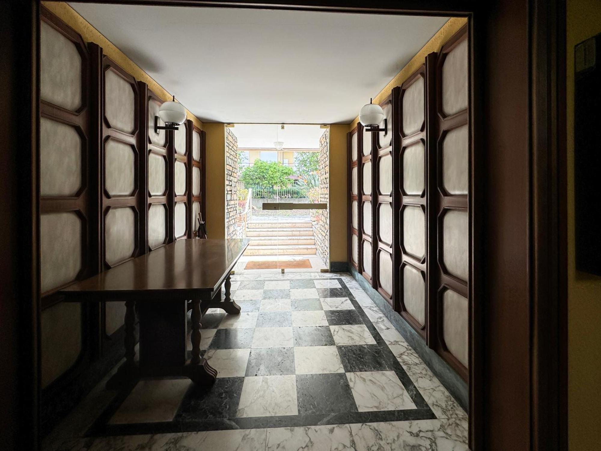 Casa Febo, In Centro Con Parcheggio Privato A 200 Mt Dal Mare Hotel Bordighera Ngoại thất bức ảnh
